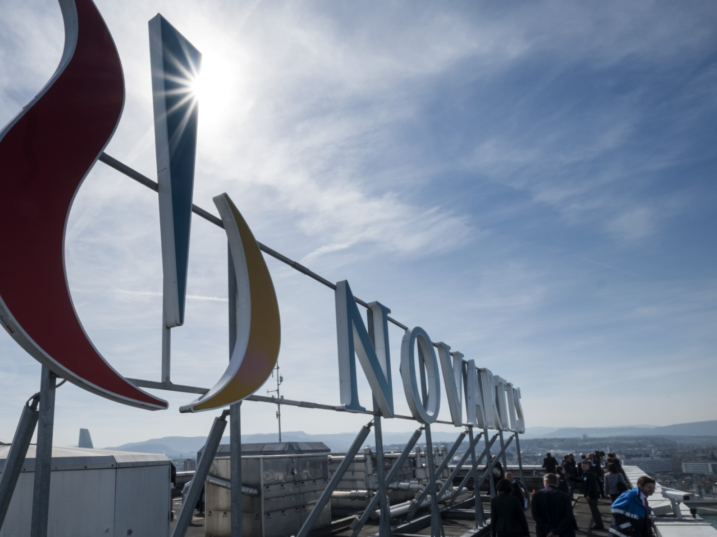 insegna novartis