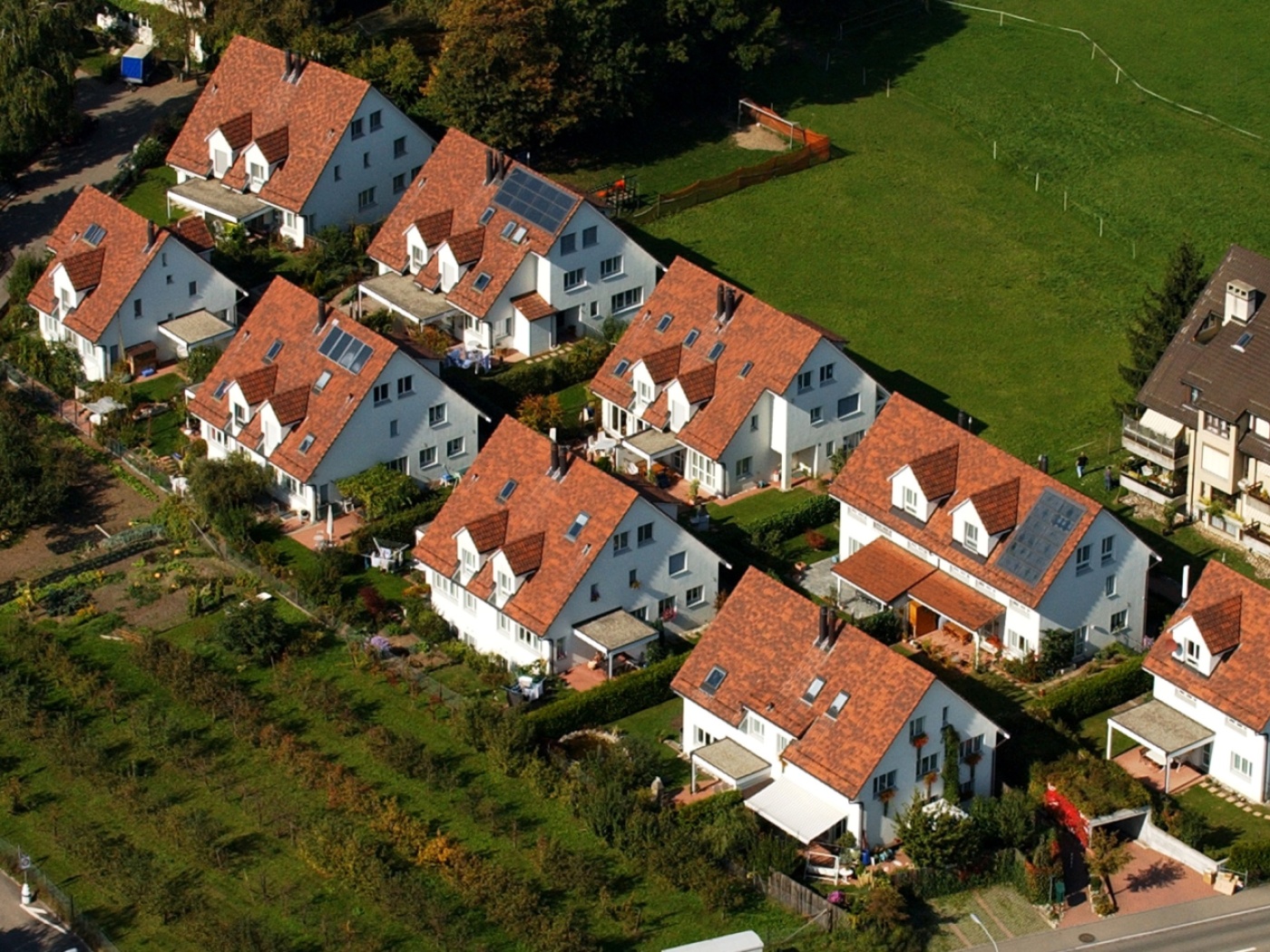 Buying a house in Switzerland is getting more expensive, +4% in one year