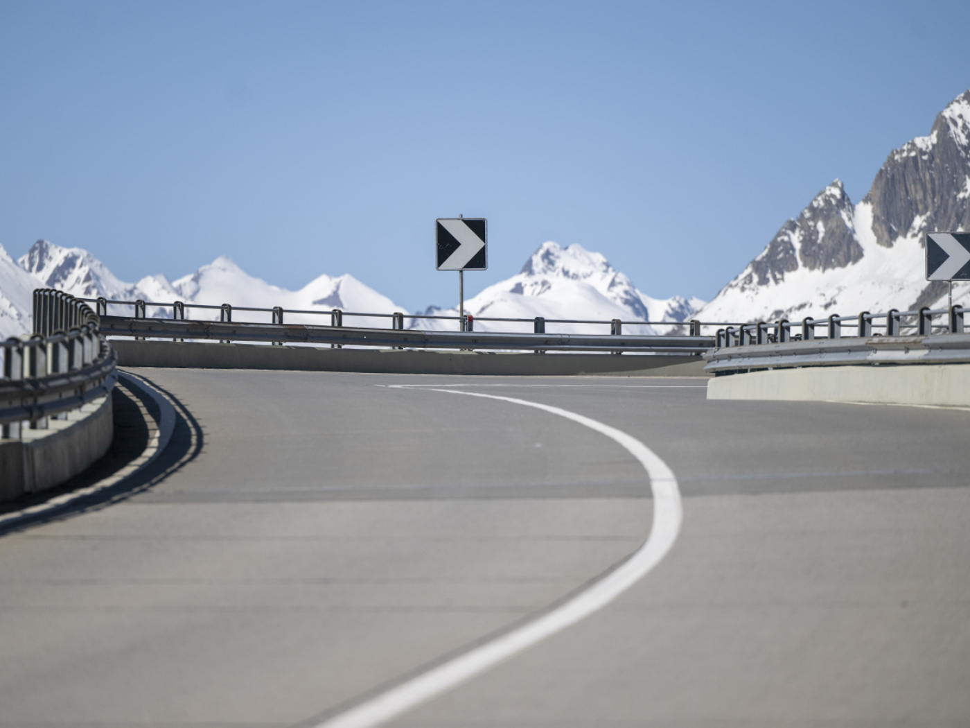 Gotthard Pass is open again on Friday